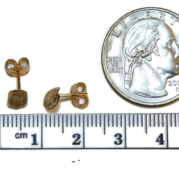 14k Yellow Gold Virgin Mary (Guadalupe) Earrings - Picture 4 of 4